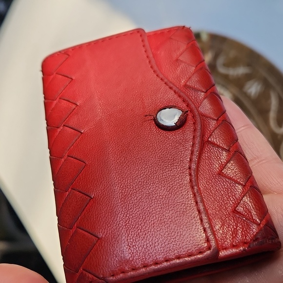 Bottega Veneta Weaved Leather Red Key Holder - Picture 11 of 11